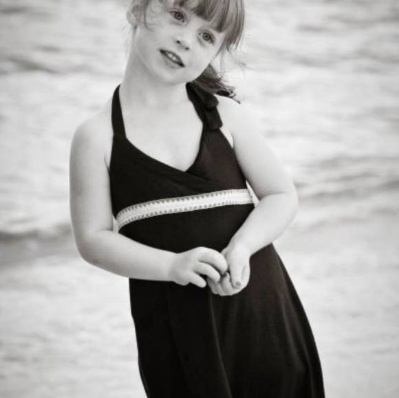 Meet your Posher, Claire - Picture 1 of 1